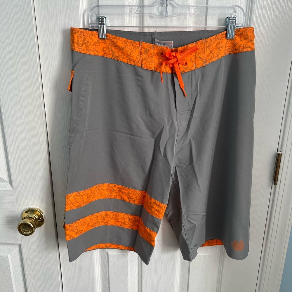 NWT UV Skinz Koi Limited‎ Edition Mens 34 Grey Polyester Swim Trunks